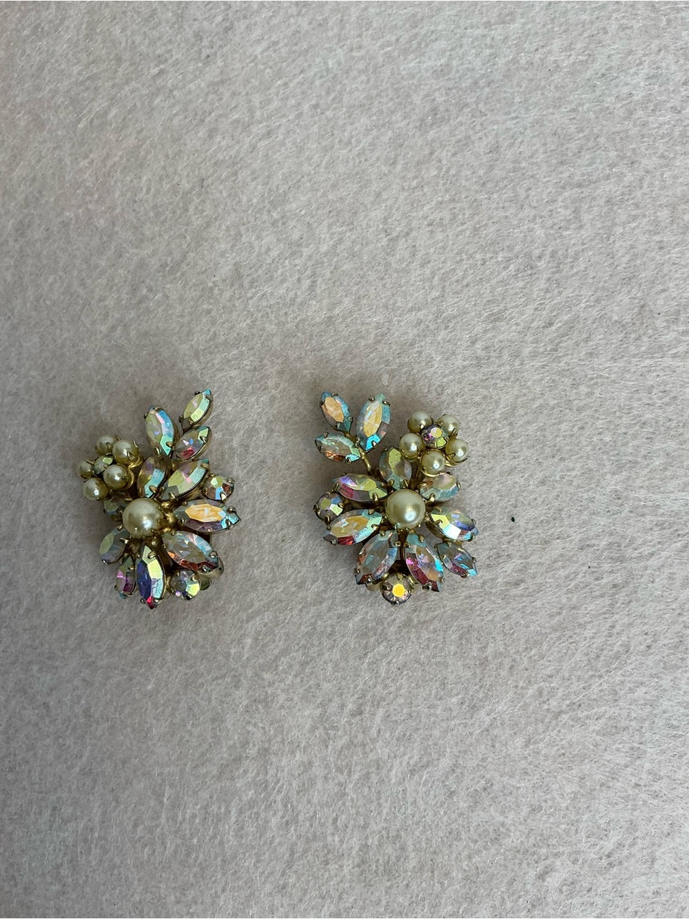 2234 - Sherman Iridescent Crystal and Pearl Floral Clip-On Earrings - Gold Tone - Picture 3 of 11